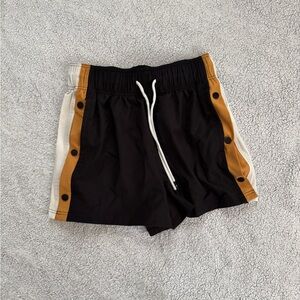 SO snap side athletic short